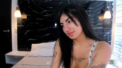 Antonella online show from February 7, 9:15 pm