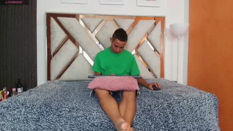 antonella_and_thiago_ online show from November 20, 12:27 pm