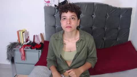 Snapshot of antonella_cruz02 chatting on April 28, 4:06 am anto ford02 online show from April 28, 4:06 am