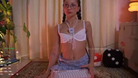 Snapshot of antonella_maitt chatting on July 14, 3:22 am Nell. online show from July 14, 3:22 am