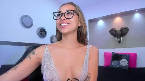 Antonella online show from February 6, 11:57 am