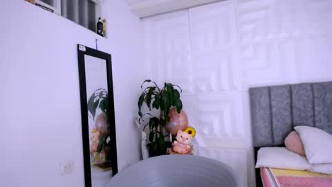 antonella online show from February 4, 4:26 am