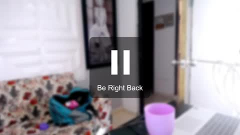Snapshot of antonella_mcry chatting on July 29, 6:39 pm antonella online show from July 29, 6:39 pm
