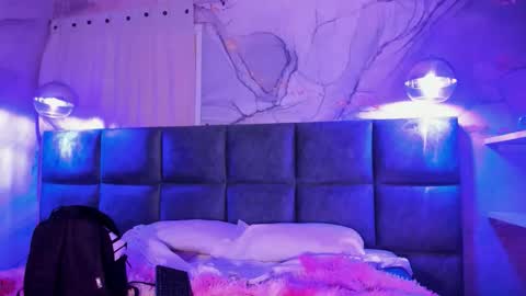 Antonella Rossi online show from March 2, 8:15 pm