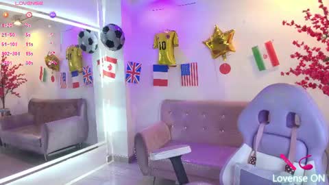 Antonella  online show from June 25, 3:39 am