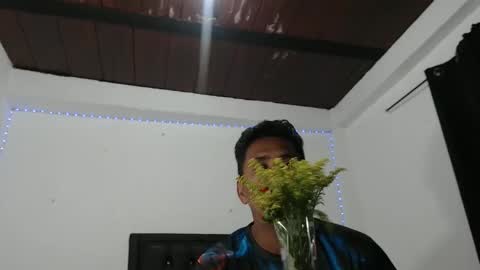 Snapshot of antonella_y_tayrone chatting on September 19, 11:49 pm antonella_y_tayrone online show from September 19, 11:49 pm