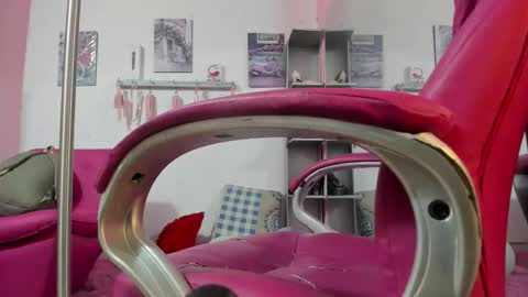 ANTONELLA online show from October 1, 12:00 pm