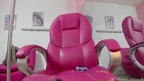 ANTONELLA online show from November 29, 11:35 am