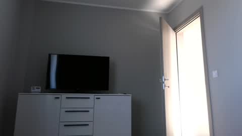 Antonia online show from January 15, 11:10 am