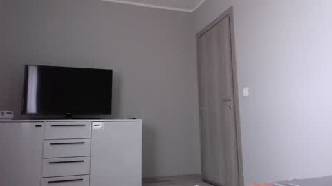 Antonia online show from January 25, 8:10 am