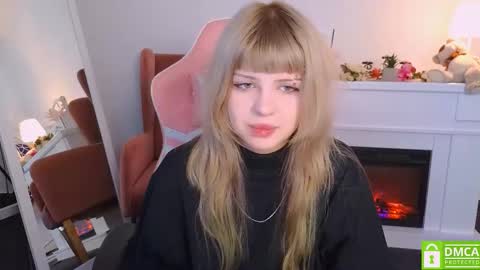 antonia_ferrero online show from October 2, 7:04 am