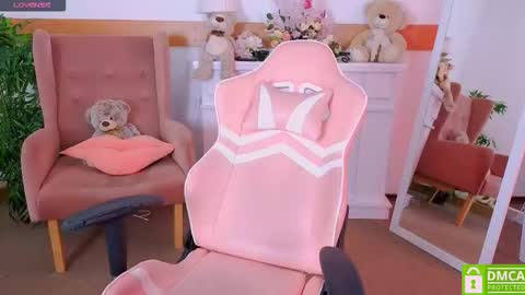 antonia_ferrero online show from December 18, 7:03 am