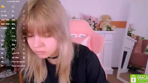 Snapshot of antonia_ferrero chatting on February 21, 6:58 am antonia_ferrero online show from February 21, 6:58 am