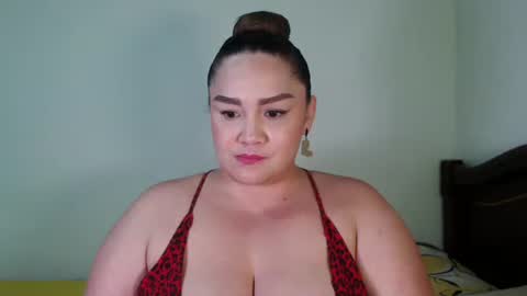 Snapshot of antoniamoreno82 chatting on October 27, 7:07 pm antonia online show from October 27, 7:07 pm