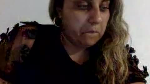 Snapshot of antoniasweety07 chatting on June 19, 8:12 pm antoniasweety07 online show from June 19, 8:12 pm