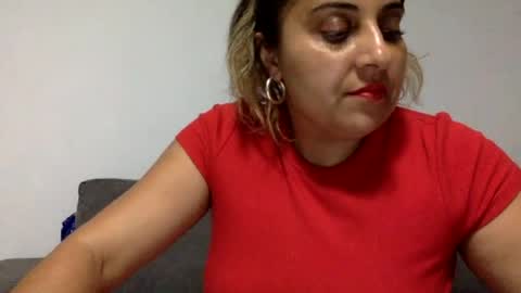Snapshot of antoniasweety07 chatting on July 4, 6:36 pm antoniasweety07 online show from July 4, 6:36 pm