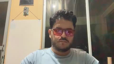 antonio2504 online show from May 9, 3:01 am