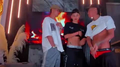 brendan and stiiven online show from September 27, 4:39 am