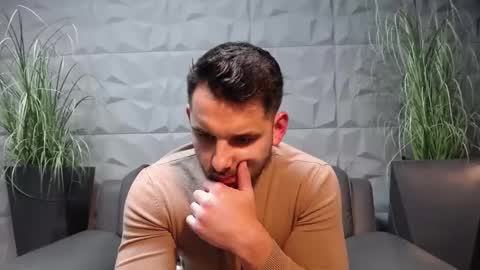 HI My name is Antonio online show from January 5, 8:00 pm