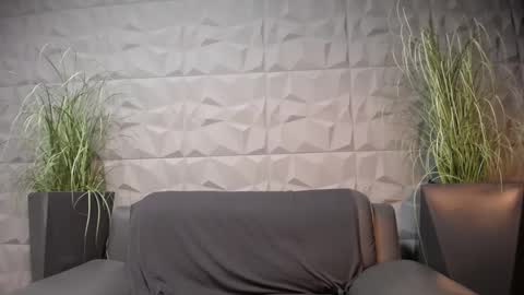 HI My name is Antonio online show from March 8, 8:14 pm