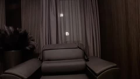 HI My name is Antonio online show from February 3, 7:52 pm