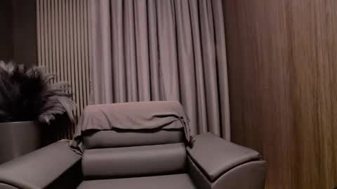 HI My name is Antonio online show from March 3, 7:53 pm