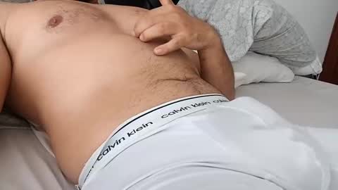 Snapshot of antony_gar chatting on March 8, 3:35 pm Antony online show from March 8, 3:35 pm