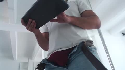 Snapshot of antony_gar chatting on September 13, 4:07 pm Antony online show from September 13, 4:07 pm