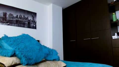 ANTONY D ANGELO online show from December 11, 3:47 pm