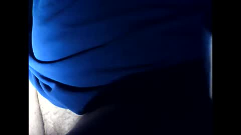 Snapshot of antxon12 chatting on December 1, 4:40 pm antxon12 online show from December 1, 4:40 pm