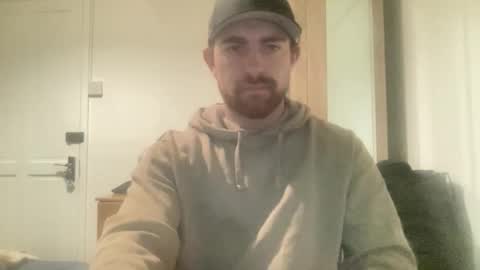 Snapshot of antzfitness chatting on November 16, 7:03 am antzfitness online show from November 16, 7:03 am