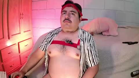 Snapshot of anuarfox chatting on October 1, 7:58 am AnuarFox online show from October 1, 7:58 am