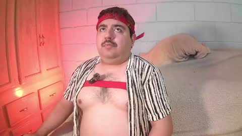 AnuarFox online show from May 3, 11:38 am