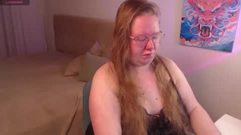 Anya Muna online show from November 12, 3:23 pm