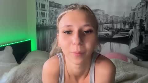 Anya online show from February 12, 6:36 pm