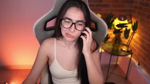 anya online show from January 11, 8:43 pm