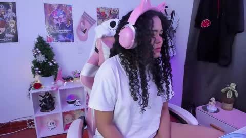 Any online show from December 11, 4:18 am