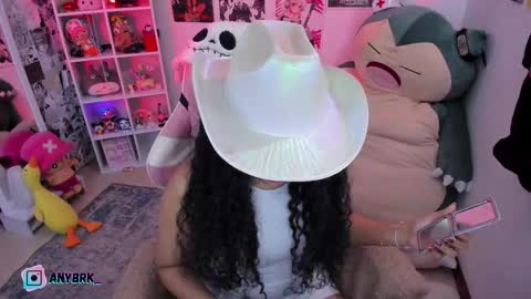 Any online show from December 3, 3:03 am