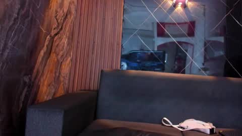 anyelo_sexyhot online show from September 13, 11:43 am