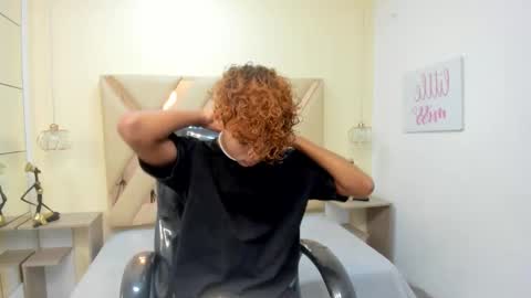 Snapshot of anyelotwink chatting on January 18, 12:42 pm anyelotwink online show from January 18, 12:42 pm