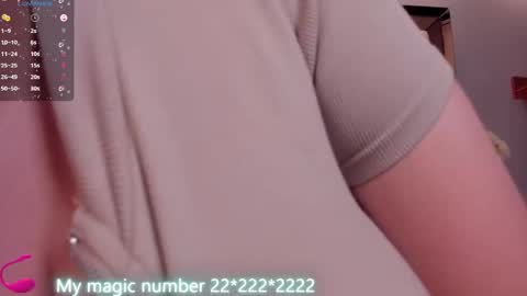 Snapshot of anyi_sweet_titss chatting on September 30, 10:15 pm Anyi online show from September 30, 10:15 pm