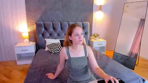 Snapshot of anylove_one chatting on November 28, 5:32 am Any online show from November 28, 5:32 am