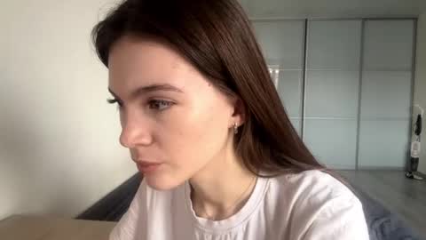 Snapshot of anytka12 chatting on January 10, 10:06 am anytka12 online show from January 10, 10:06 am