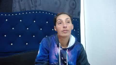 anyu online show from December 16, 4:34 am