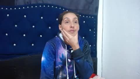 anyu online show from December 19, 11:18 am