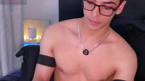 Snapshot of aodaboyy chatting on May 24, 2:00 pm aodaboy online show from May 24, 2:00 pm