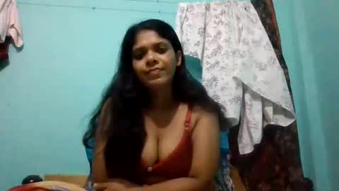 Snapshot of apa142817 chatting on July 21, 11:12 am Aparalux online show from July 21, 11:12 am