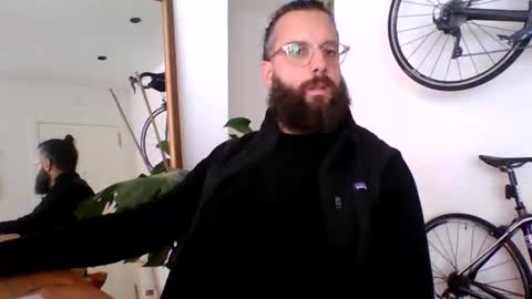 apc_3 online show from January 23, 11:15 am