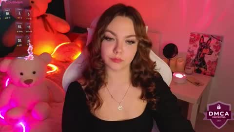 Snapshot of aphelia__dream_ chatting on October 14, 2:18 pm Aphelia online show from October 14, 2:18 pm
