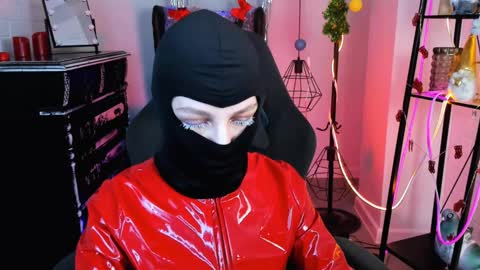 Snapshot of aphexqueen chatting on December 19, 7:29 pm APHEX QUEEN online show from December 19, 7:29 pm